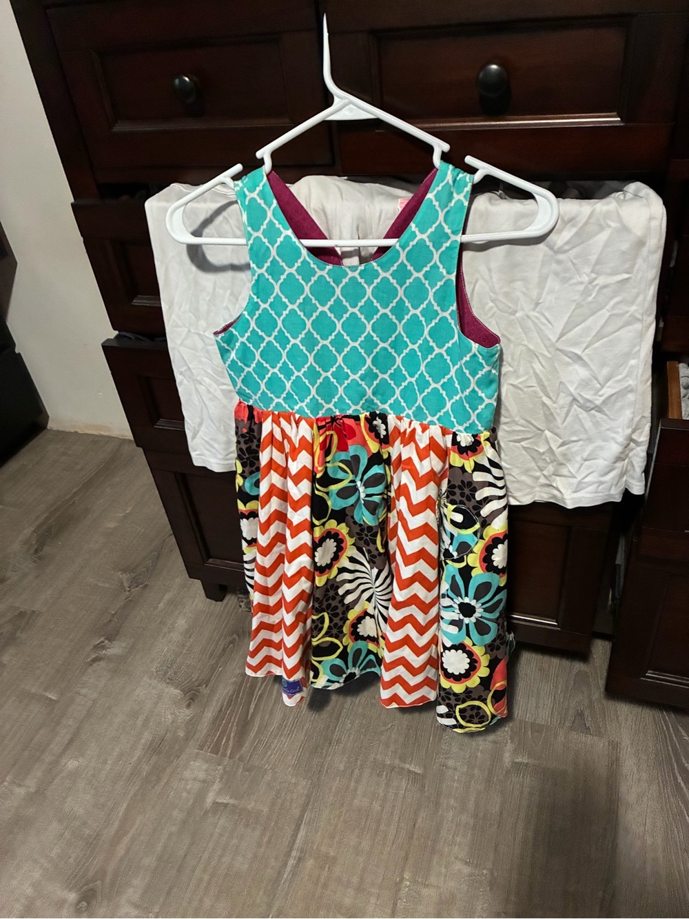 Girls reversible Unbroken circle size8